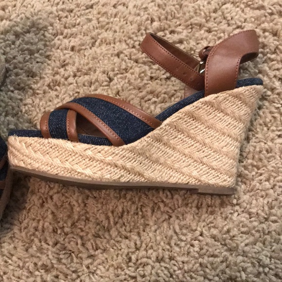 Wedges - Picture 2 of 3